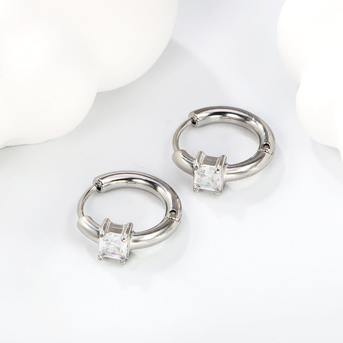 Boucles d'oreilles gem argenté