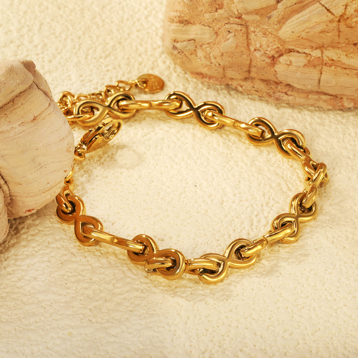 Bracelet forever dorée