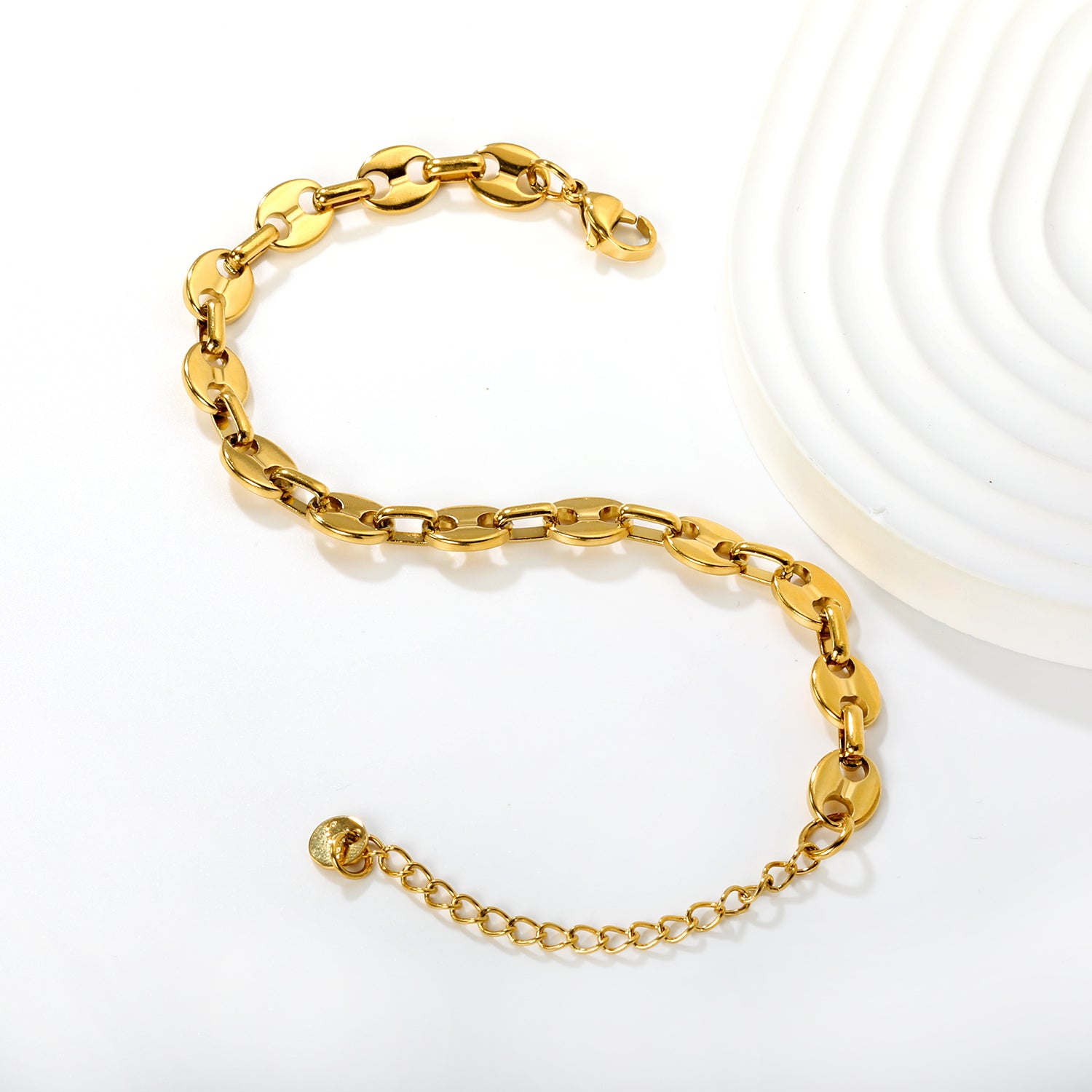 Bracelet pièce dorée