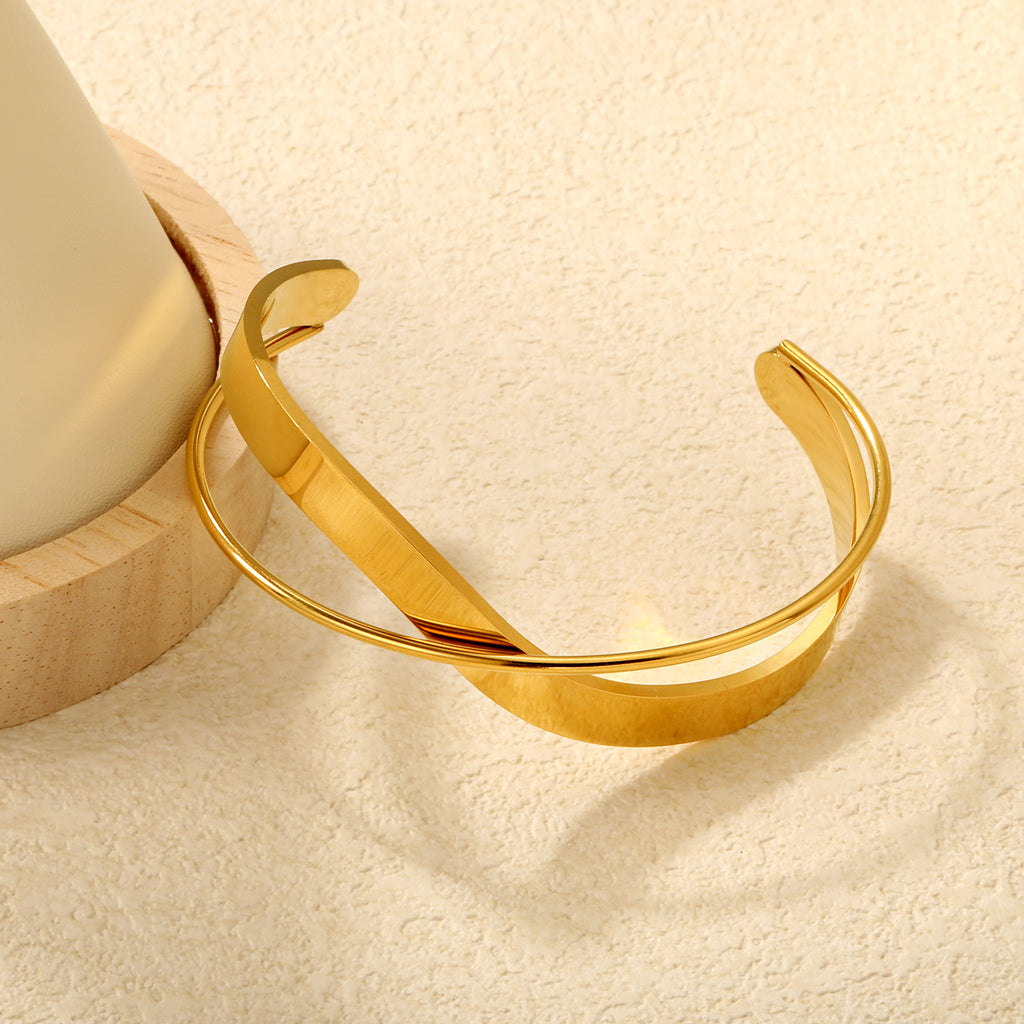 Bracelet bangle torsade dorée