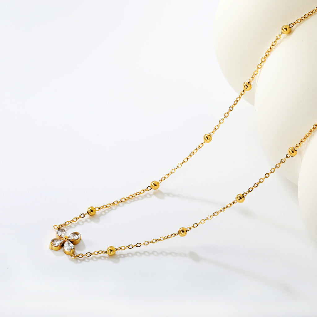 Collier fleur dorée