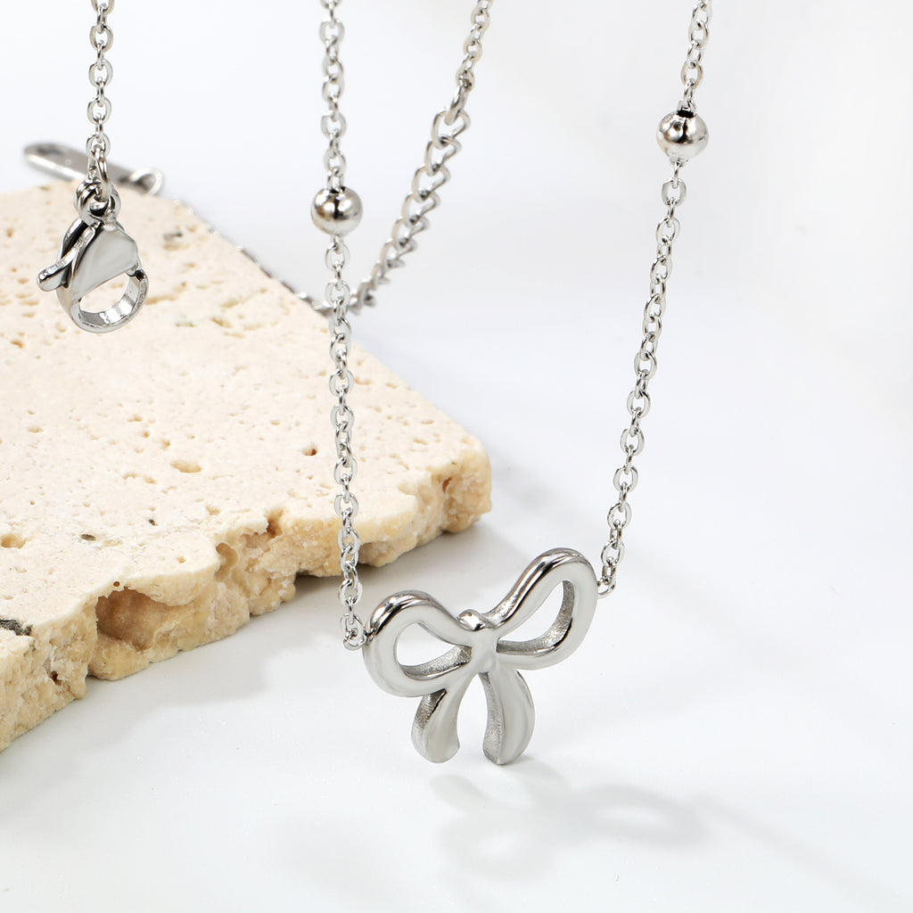 Collier boucle argenté