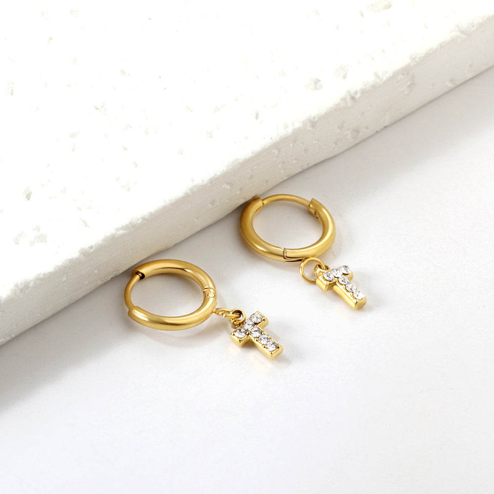 Boucles d'oreilles croix dorée