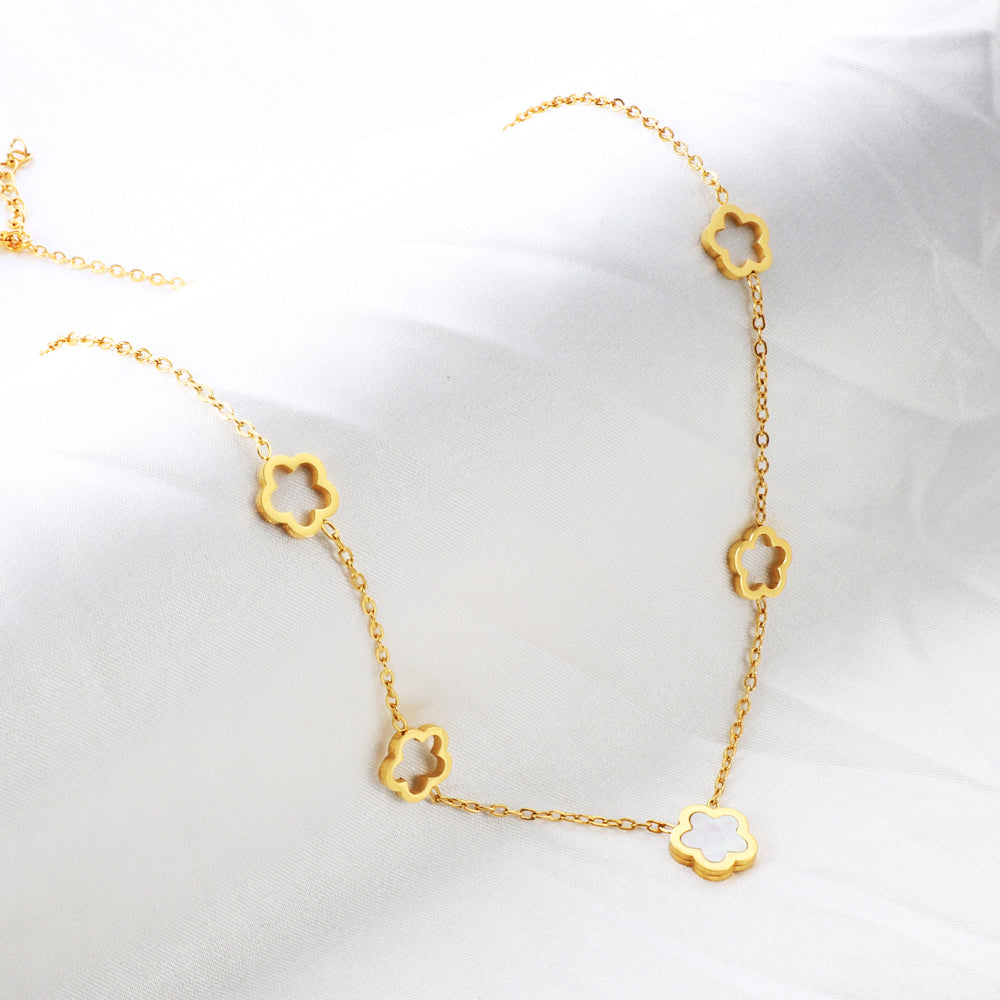 Collier clover dorée