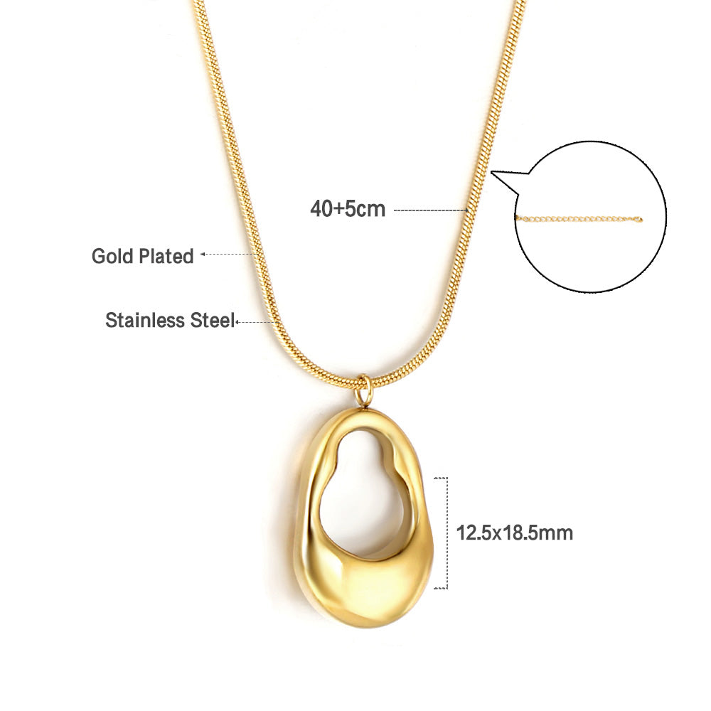 Collier oval dorée