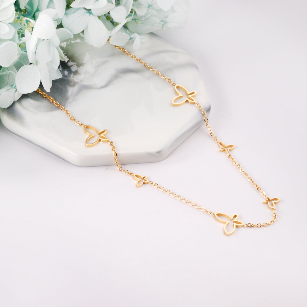 Collier papillon charms dorée