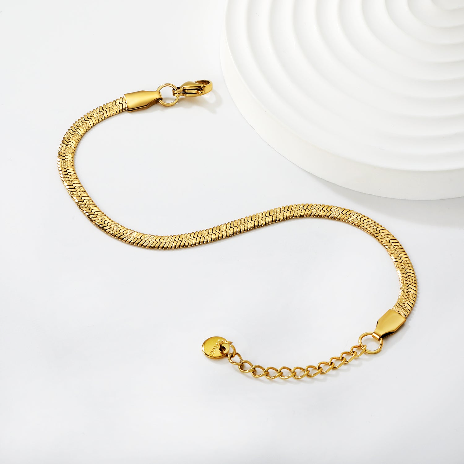 Bracelet en chaine dorée