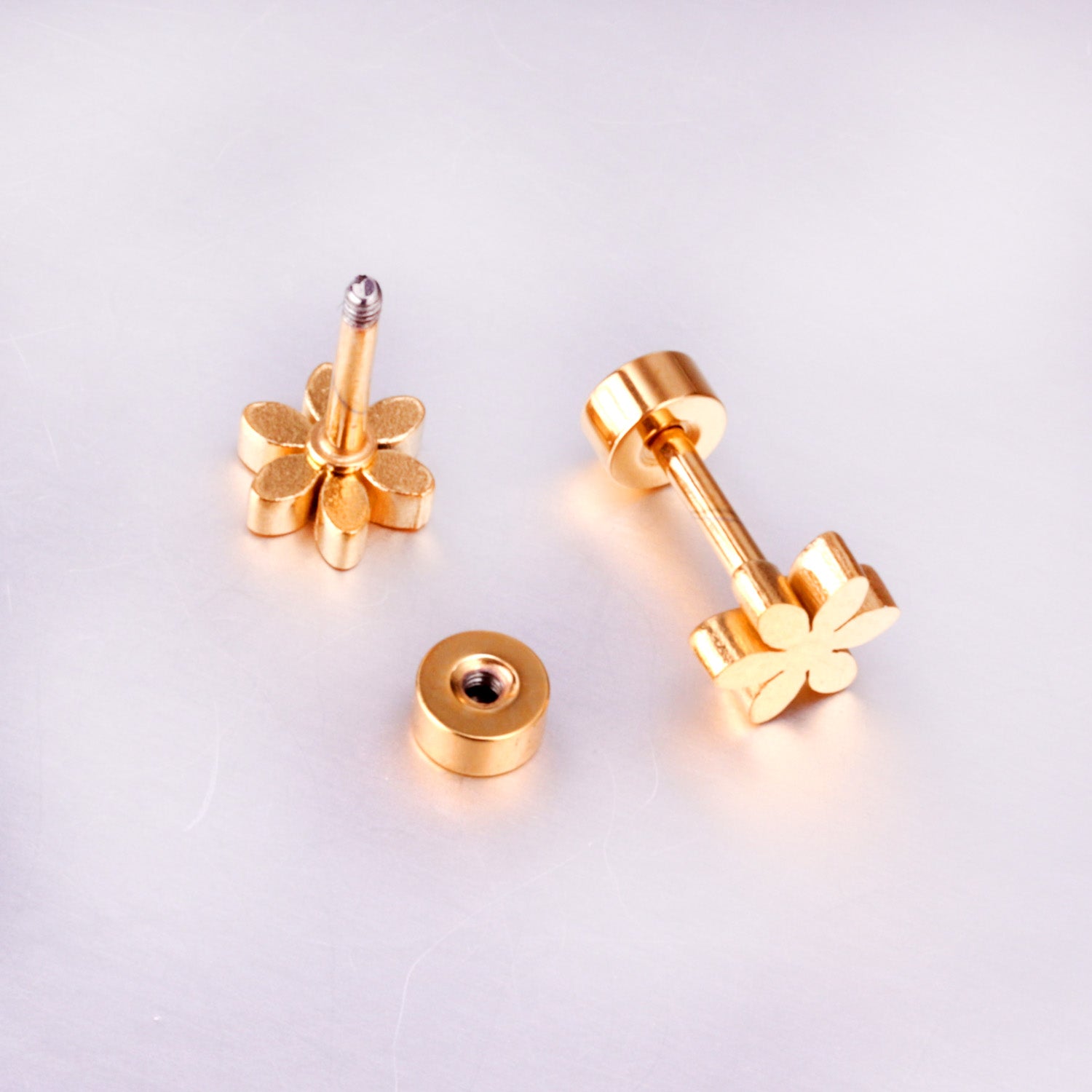 Boucles d'oreilles fleurie dorée