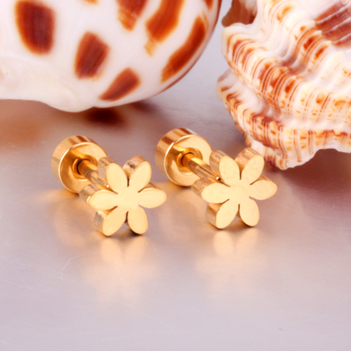 Boucles d'oreilles fleurie dorée